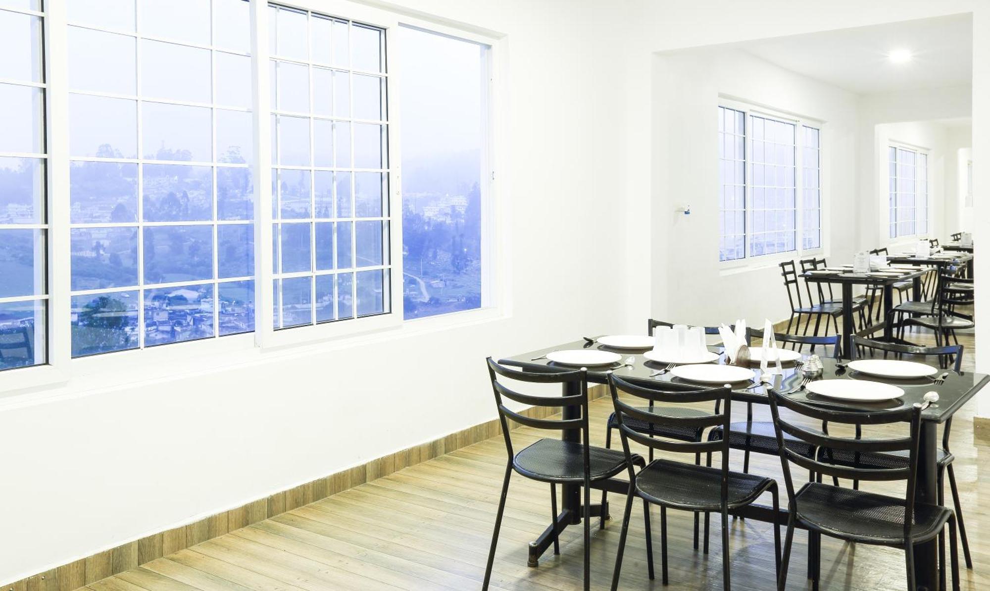 Treebo Skydale Inn & Suites With Mountain View Ooty Εξωτερικό φωτογραφία